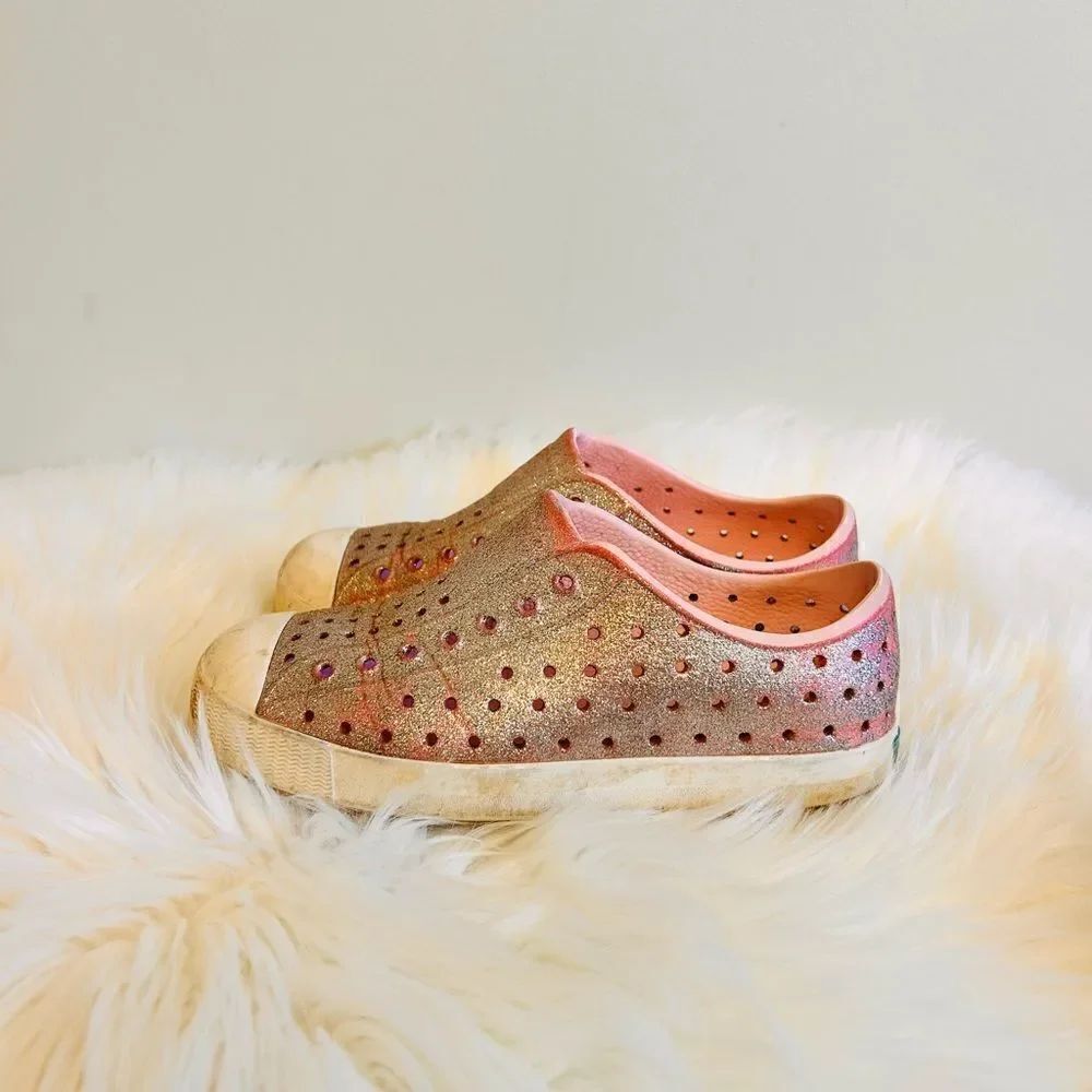 Native Jefferson Bling Girls Shoes Glitter Pink! ❤️